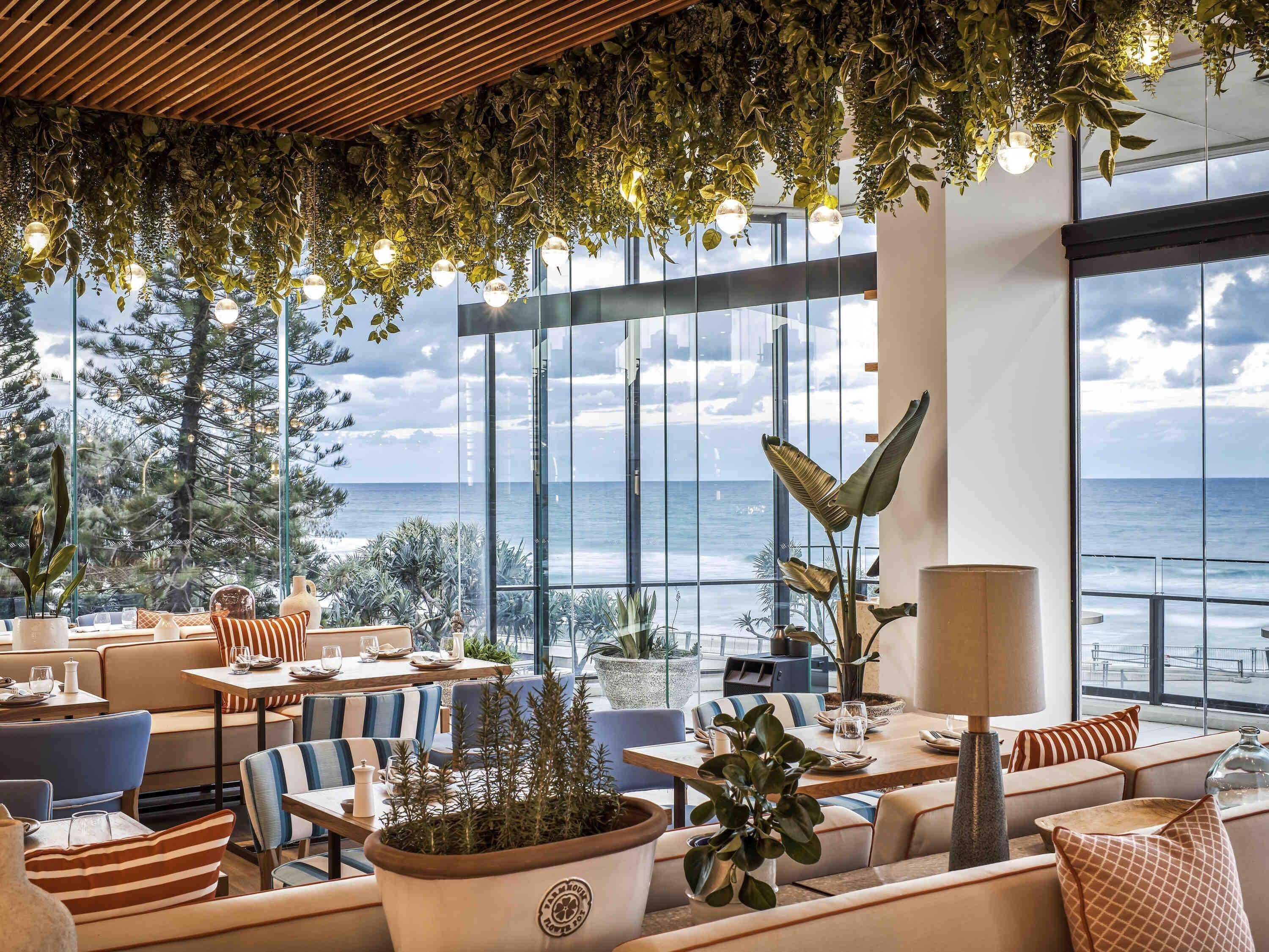 Makan tengah hari dihidangkan, masakan Mediterranean, lautan 