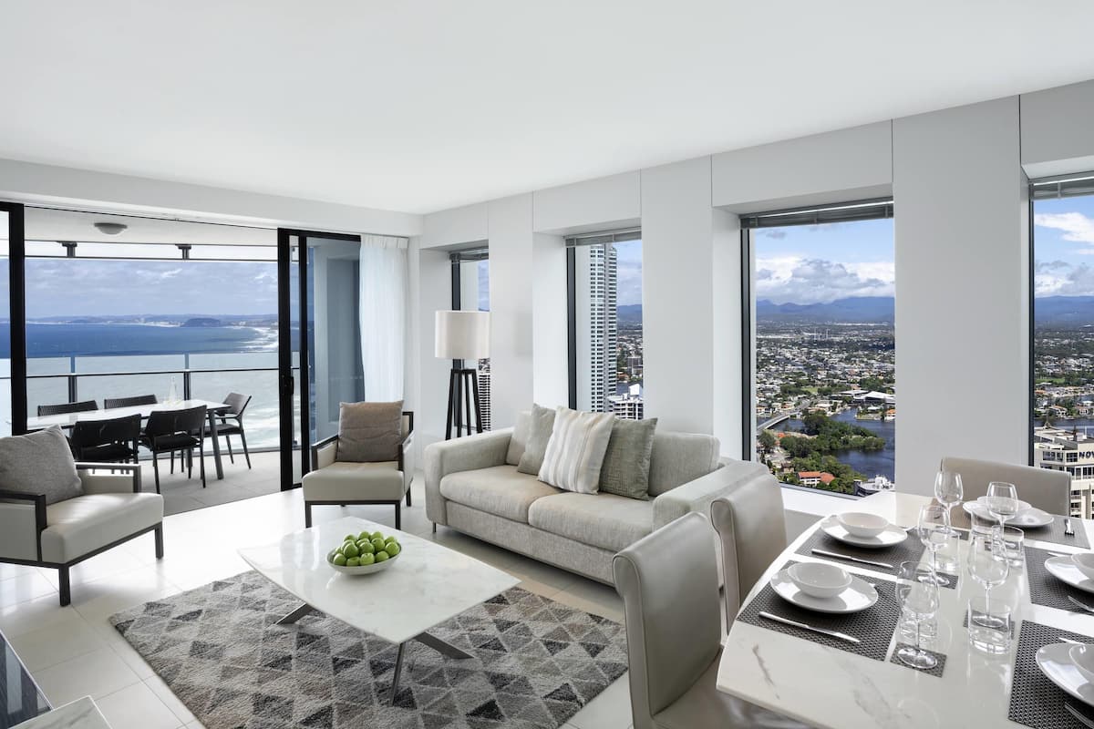 Apartment, 3 Bedrooms (Sky View) | Minibar, in-room safe, iron/ironing board, cots/infant beds