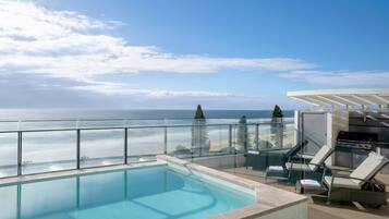 3 bedrooms, minibar, in-room safe, iron/ironing board