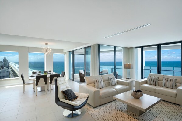 顶层房, 3 间卧室 (Sub) | 起居区 | 电视、iPod 基座