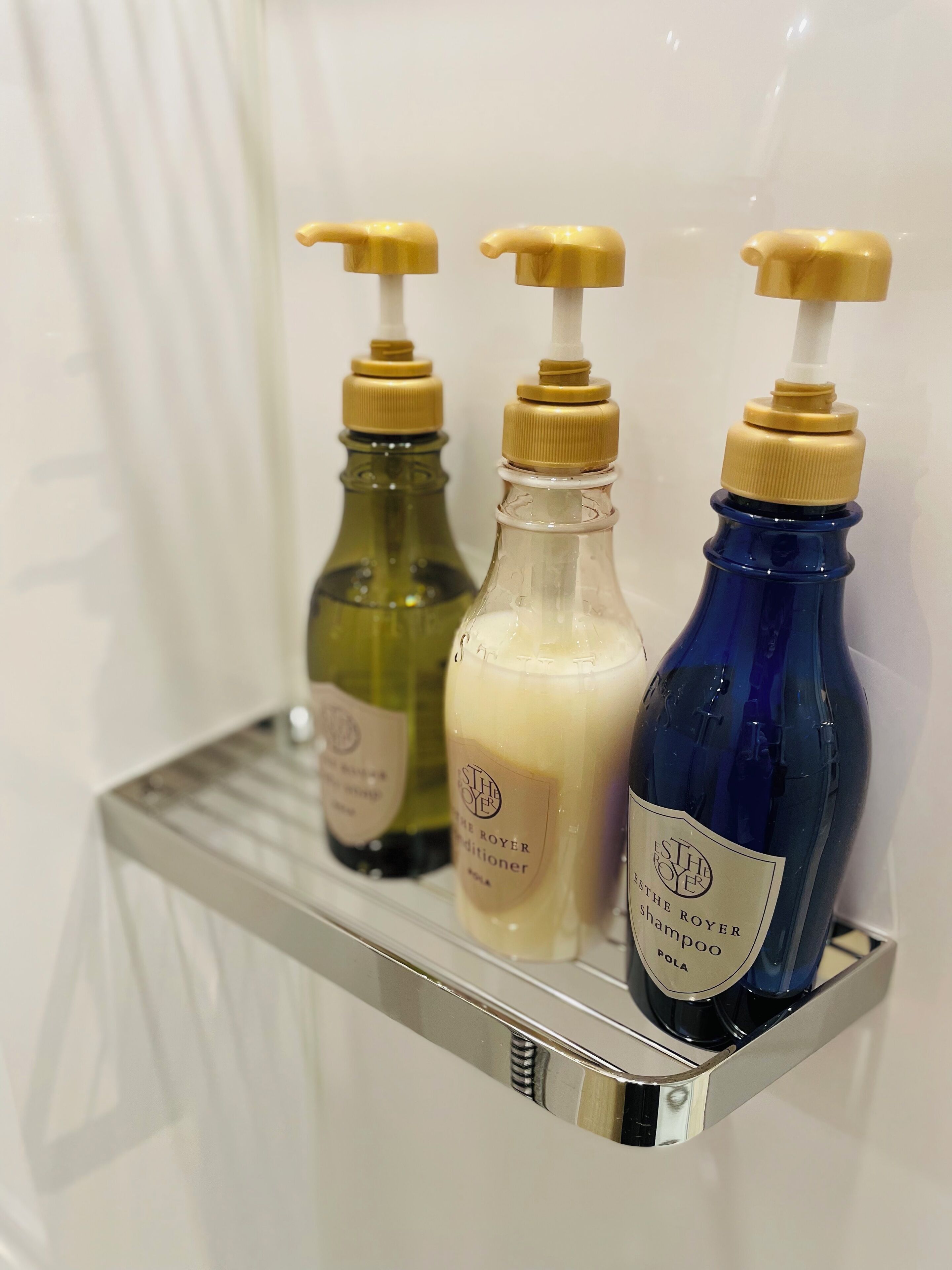 Bathroom amenities