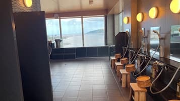 Baño termal público