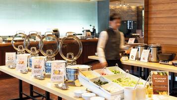 Daily buffet breakfast for a fee