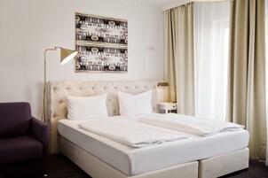 Ropa de cama hipoalergénica y minibar 