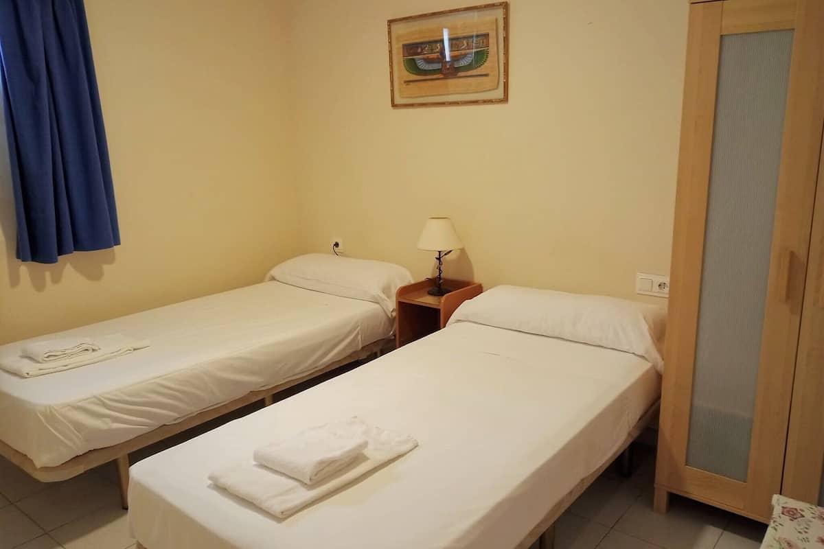 Familie maisonnette | 2 slaapkamers, luxe beddengoed, verduisterende gordijnen, gratis wifi