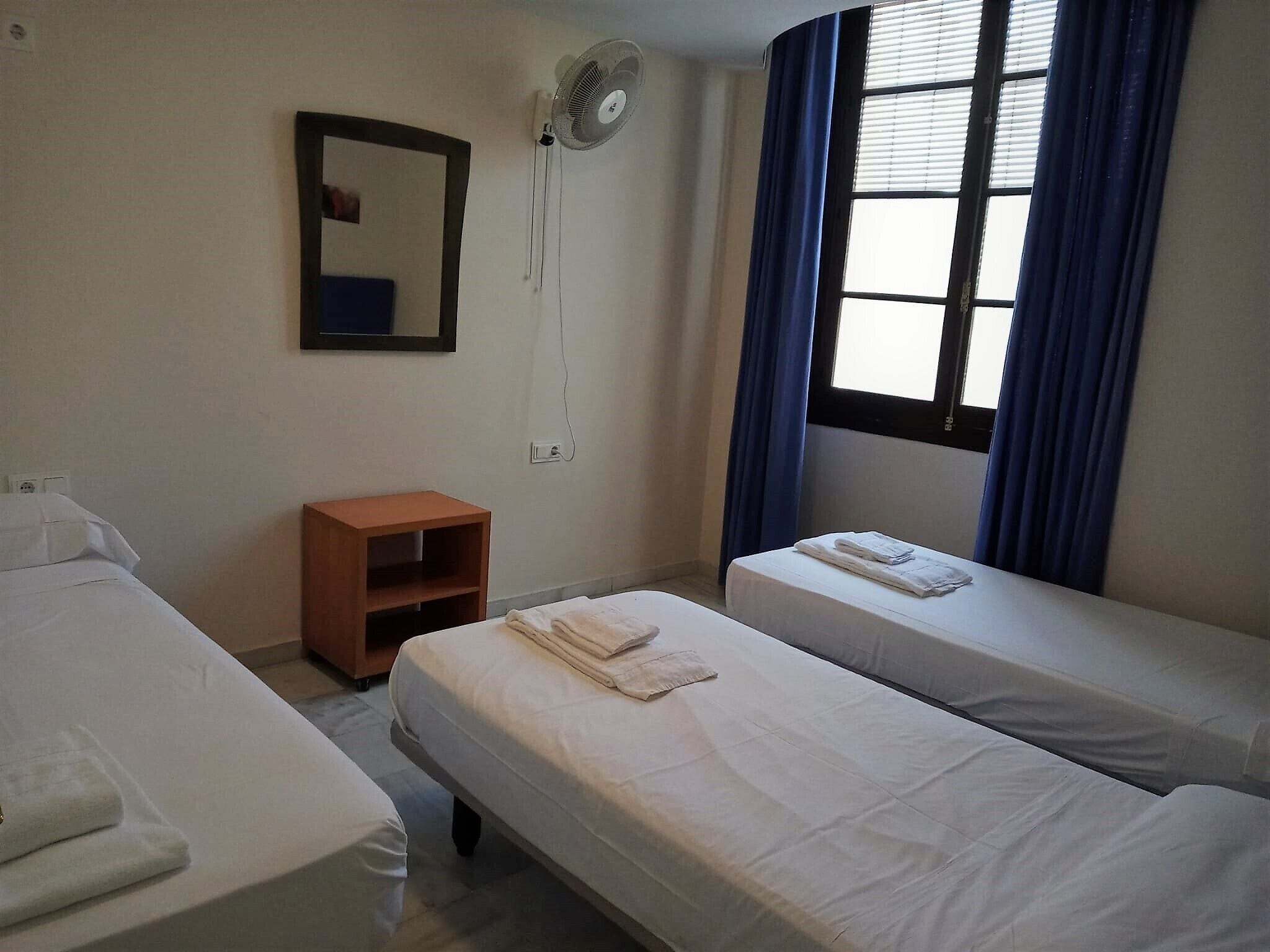 Appartement, 3 slaapkamers (Plus) | Luxe beddengoed, verduisterende gordijnen, gratis wifi, beddengoed