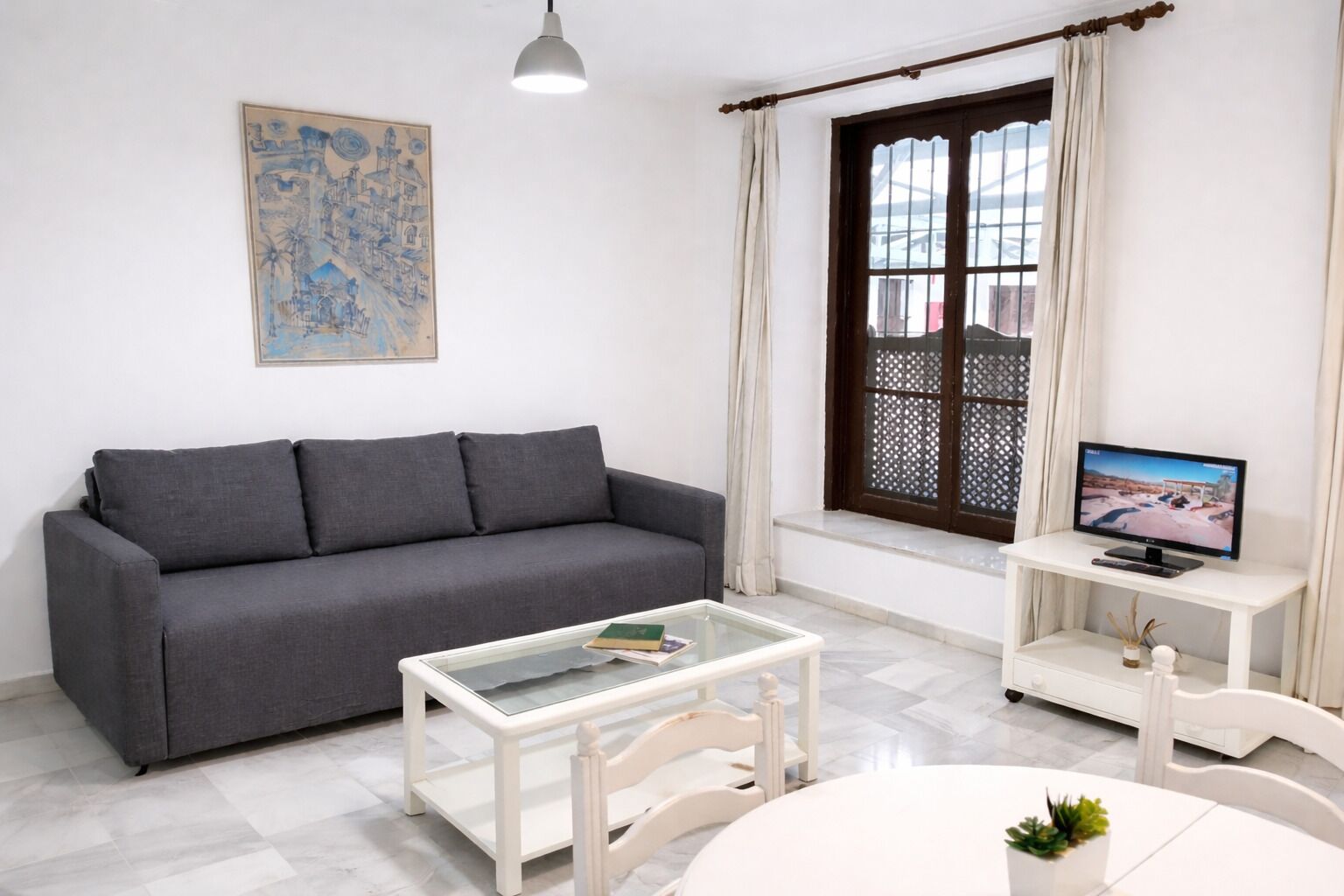 1 Bedroom Interior Apartment | Oppholdsområde | Flatskjerm-TV