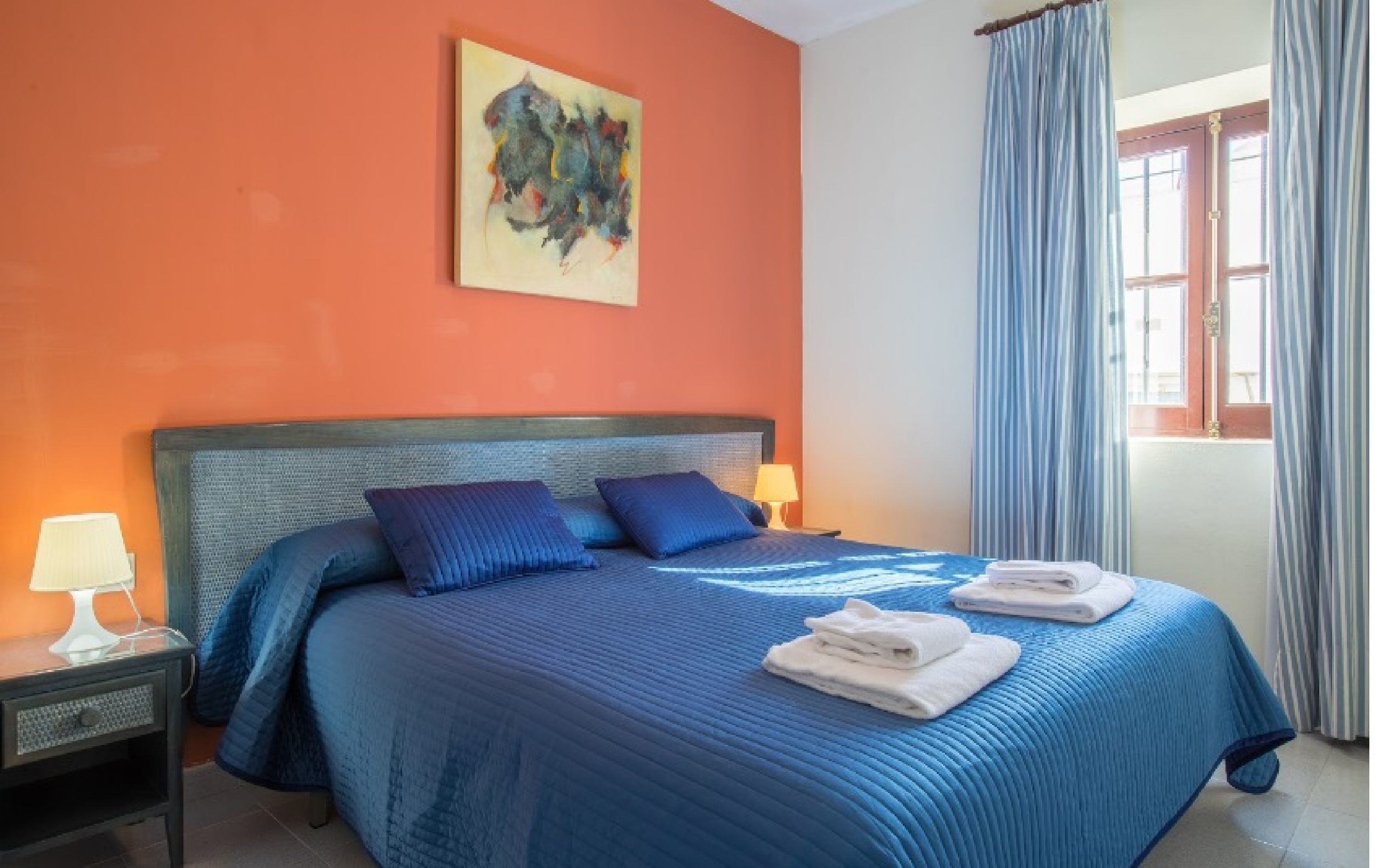 Cobertura standard, terraço | Roupas de cama premium, cortinas blackout, Wi-Fi de cortesia