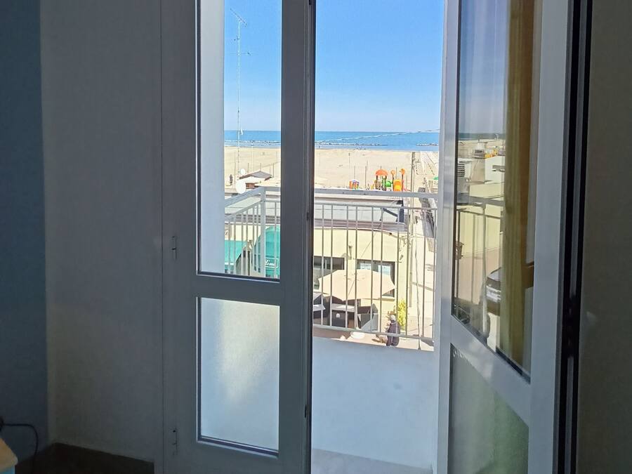 Quarto casal, vista para o mar (Matrimoniale) | Frigobar, cofres nos quartos, escrivaninha, Wi-Fi de cortesia
