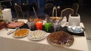 Free daily local cuisine breakfast 