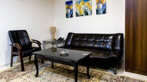 Doppia Superior | Soggiorno | TV LED 32 pollici con canali satellitari, TV