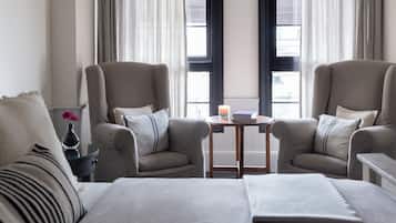 Ropa de cama de alta calidad y minibar