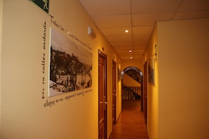 Interior detail - Hotel La Curva (Albolote)