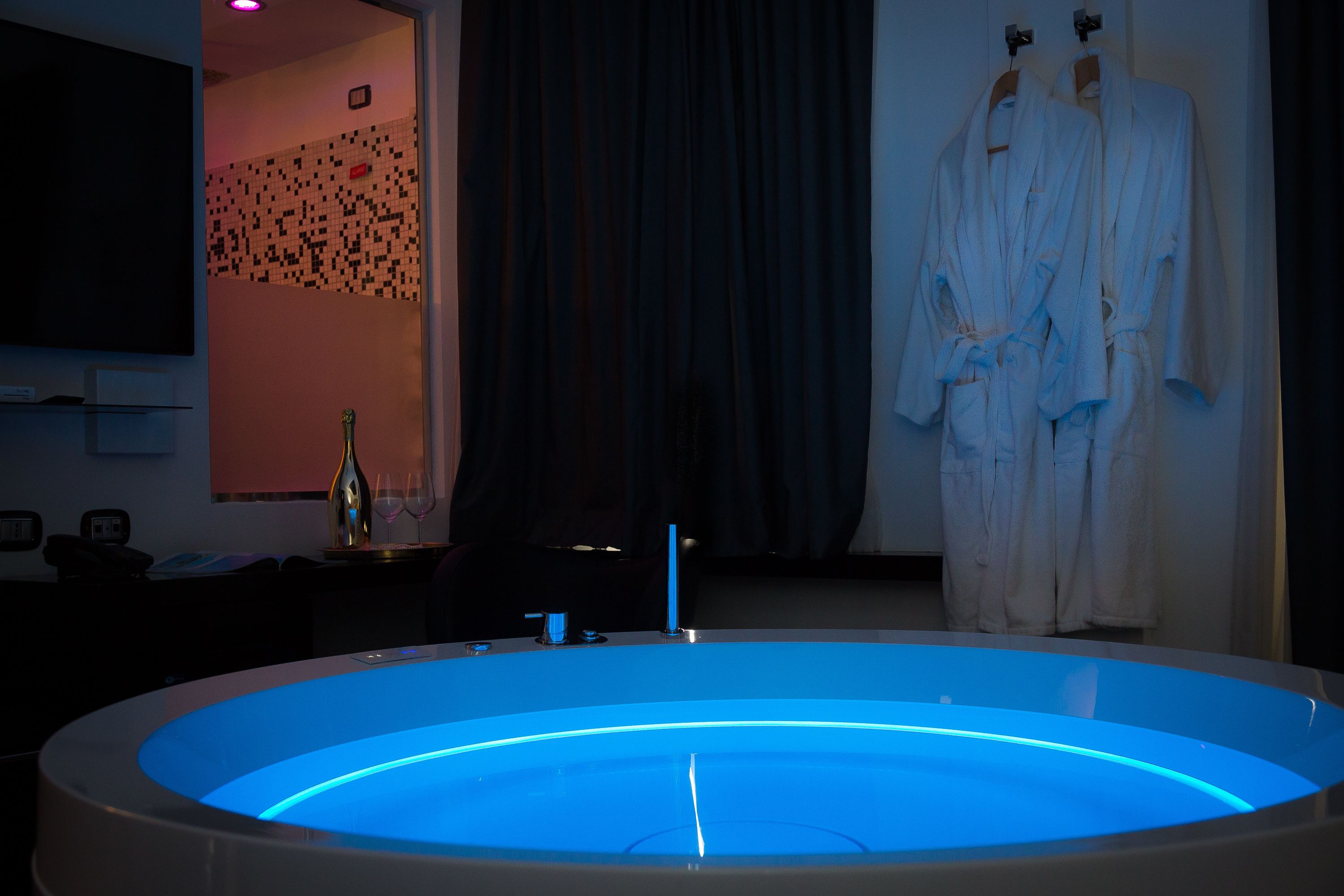 suite (watercolor) | bathroom | rainfall showerhead, free toiletries, hair dryer, bidet