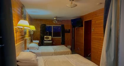 Hillcrest Motel