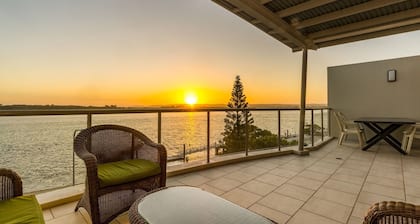 Riverside Holiday Apartments Ballina