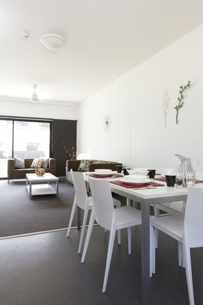 Private kitchenette - Western Sydney University Village- Parramatta Campus (Parramatta)