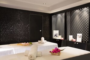 Massage - Platine Hotel (Paris)