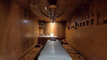 Couples treatment room(s), Turkish bath/hammam, body treatments