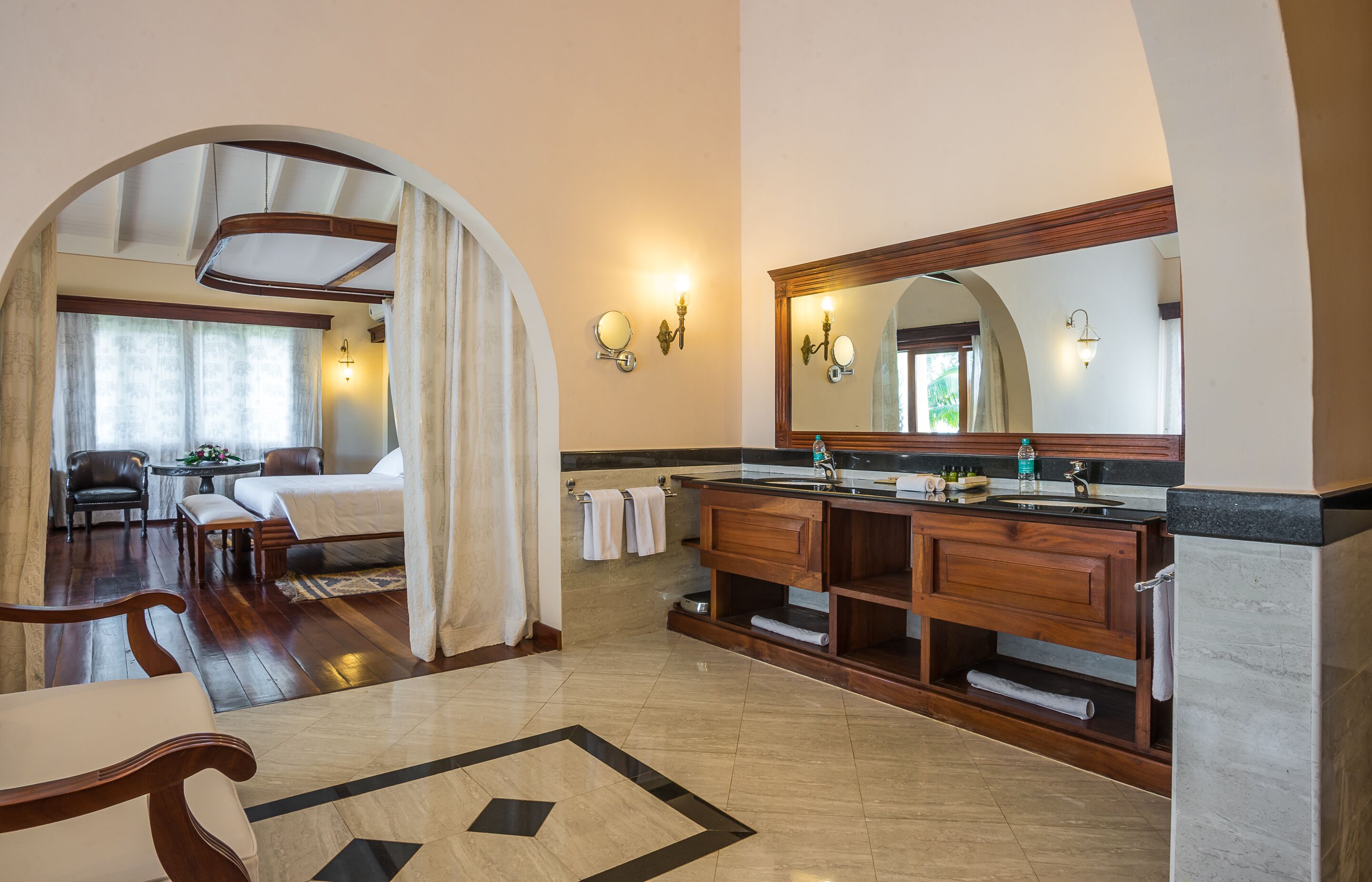 premier suite | frette italian sheets, hypo-allergenic bedding, select comfort beds