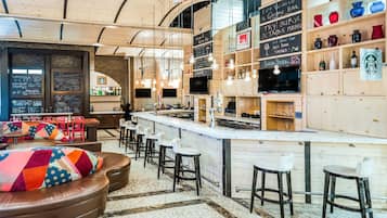 Bar (in der Unterkunft)