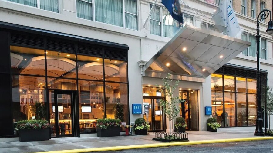 TRYP by Wyndham New York City Times Square / Midtown