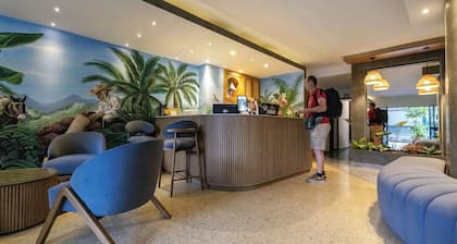 Aparta Suites Torre Poblado