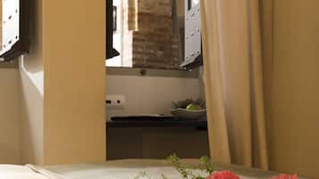 Economy Double Room | Egyptian cotton sheets, hypo-allergenic bedding, down comforters