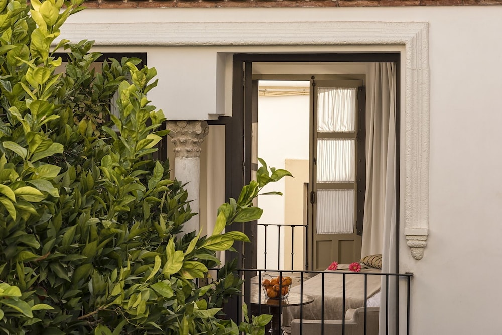 Balcon De Cordoba by null