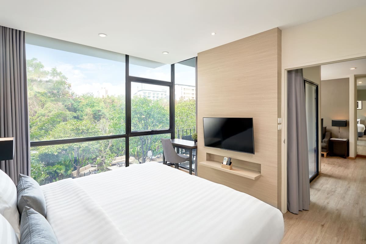 Grand Suite Pool View Room with Kitchenette | 1 bedroom, free minibar items, in-room safe, desk