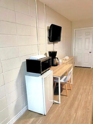 Desk, iron/ironing board, free WiFi, bed sheets