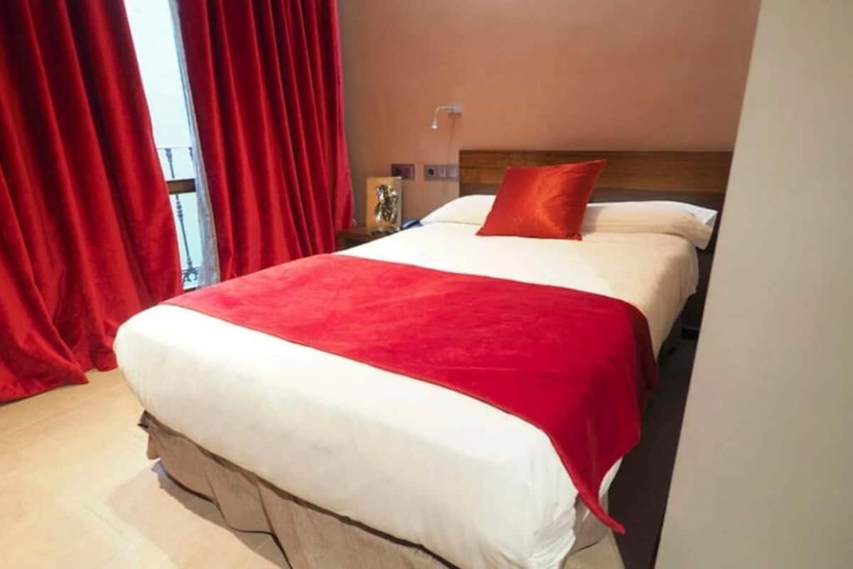 In-room safe, soundproofing, rollaway beds (surcharge), WiFi (free)