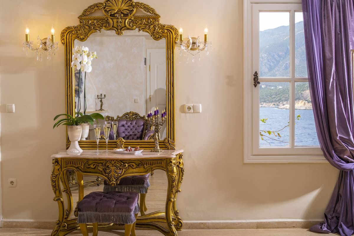 Superior suite, uitzicht op zee | 1 slaapkamer, lakens van Egyptisch katoen, luxe beddengoed