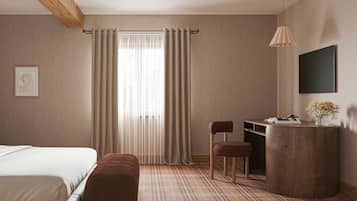 1 bedroom, individually furnished, iron/ironing board