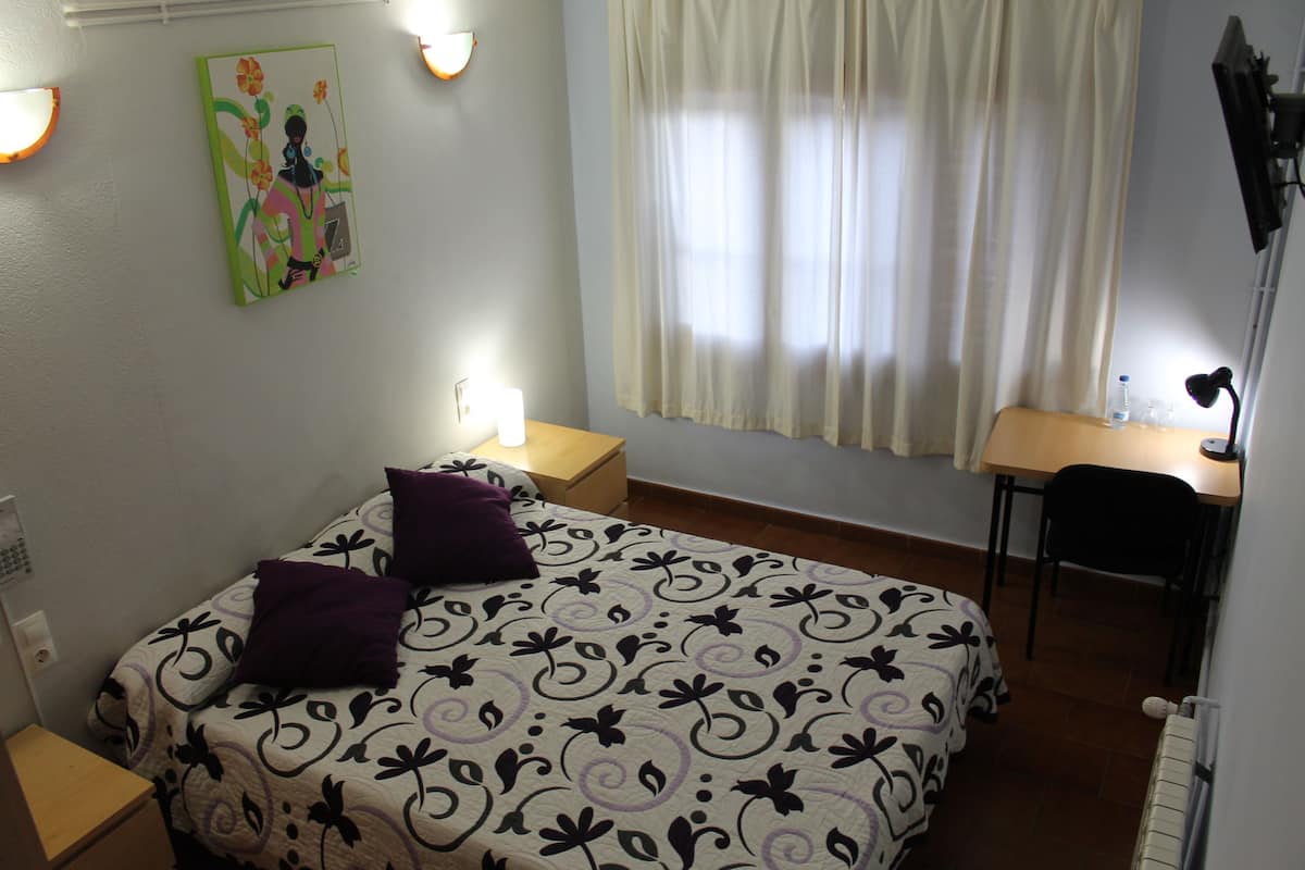 1 bedroom, memory foam beds, individually furnished, desk