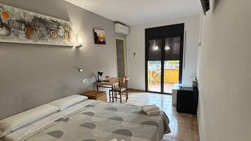 Doppelzimmer | 1 Schlafzimmer, Betten mit Memory-Foam-Matratzen