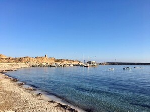 Plage à proximité, sable blanc