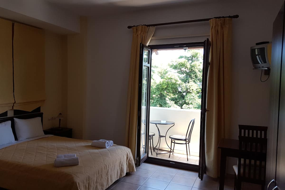Studio (for 2 people - 5)