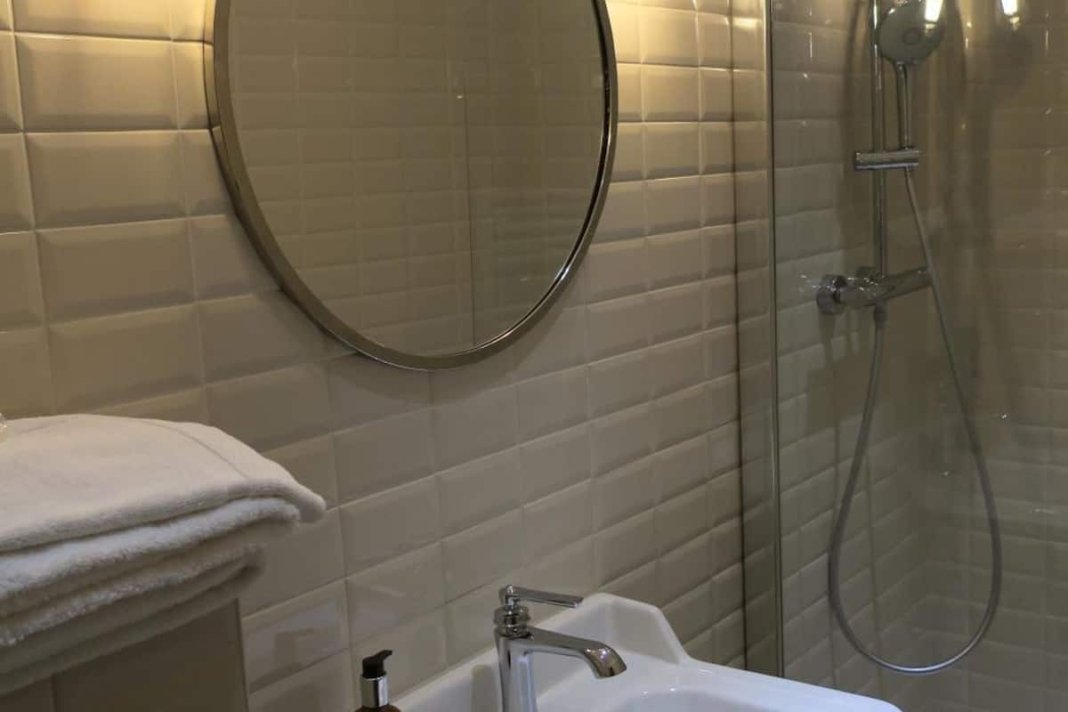 free toiletries, hair dryer, towels