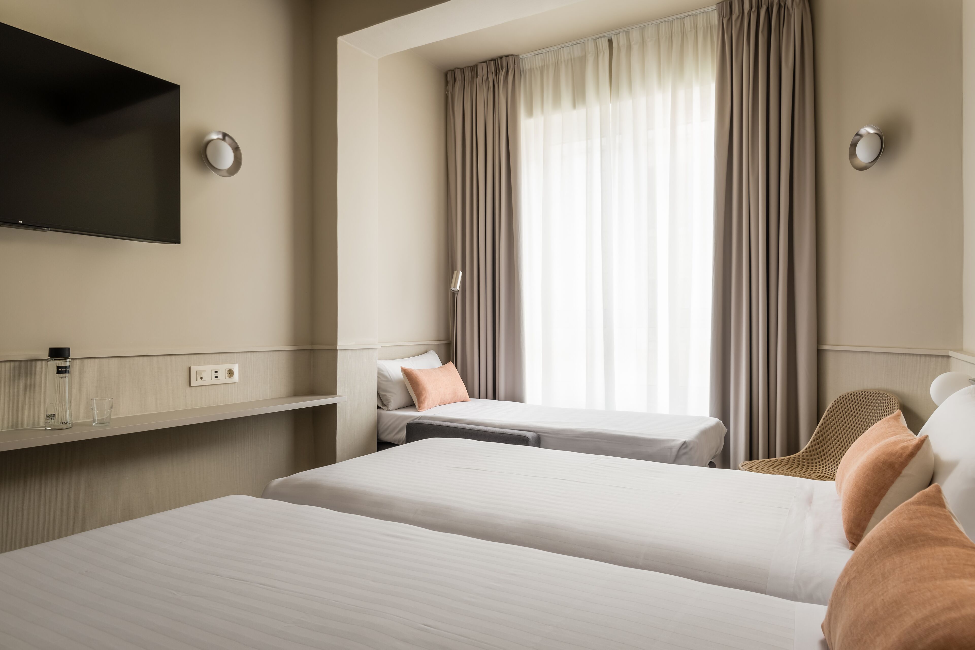 triple room | 1 bedroom, premium bedding, in-room safe, desk