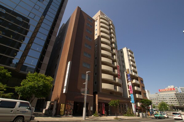Front of property - Hotel Route-Inn Sapporo Ekimae Kitaguchi (Sapporo)