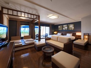 Executive Seaside Twin, Non Smoking [Main Building Ocean's Wing]