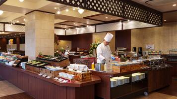 Daily buffet breakfast for a fee