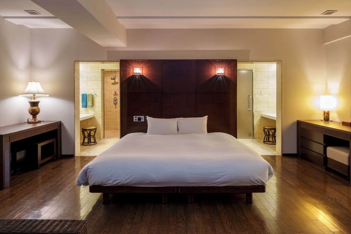 Chambre exécutive double, non-fumeur (Main Building Ocean's Wing) | Coffre-fort, bureau, fer et planche à repasser, accès au Wi-Fi (inclus)