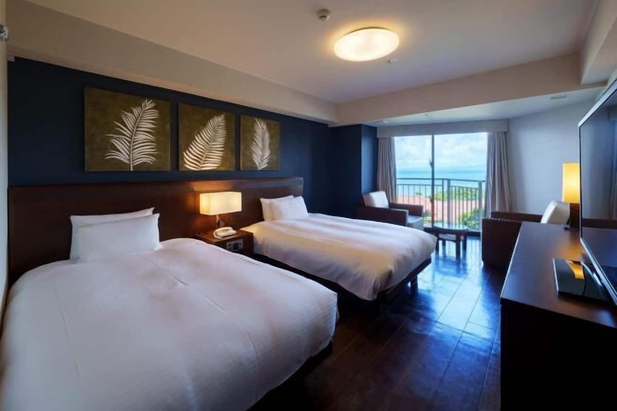 In-room safe, desk, iron/ironing board, free WiFi