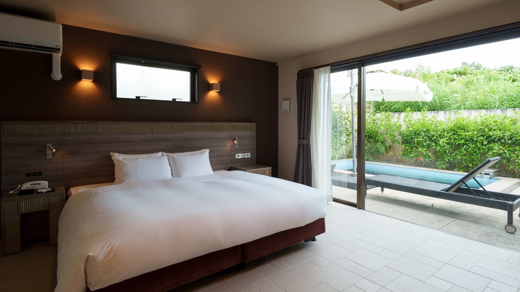In-room safe, desk, iron/ironing board, free WiFi