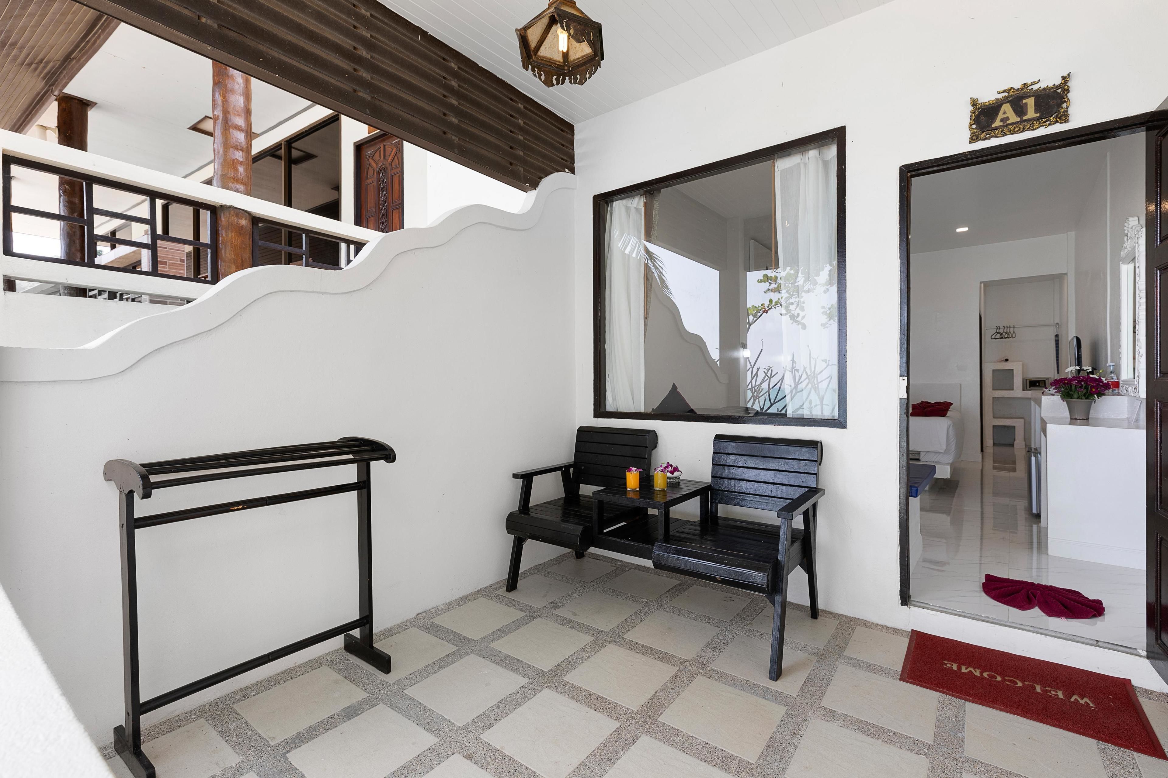 seaview room | balcony