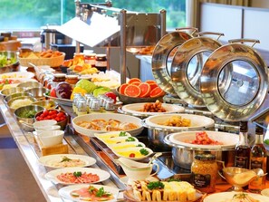 Daily local cuisine breakfast (JPY 1980 per person)