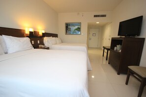 Standard Room, 2 Double Beds | Down comforters, in-room safe, desk, blackout drapes - Holiday Inn Express Tuxtla Gutierrez La Marimba by IHG (Tuxtla Gutierrez)