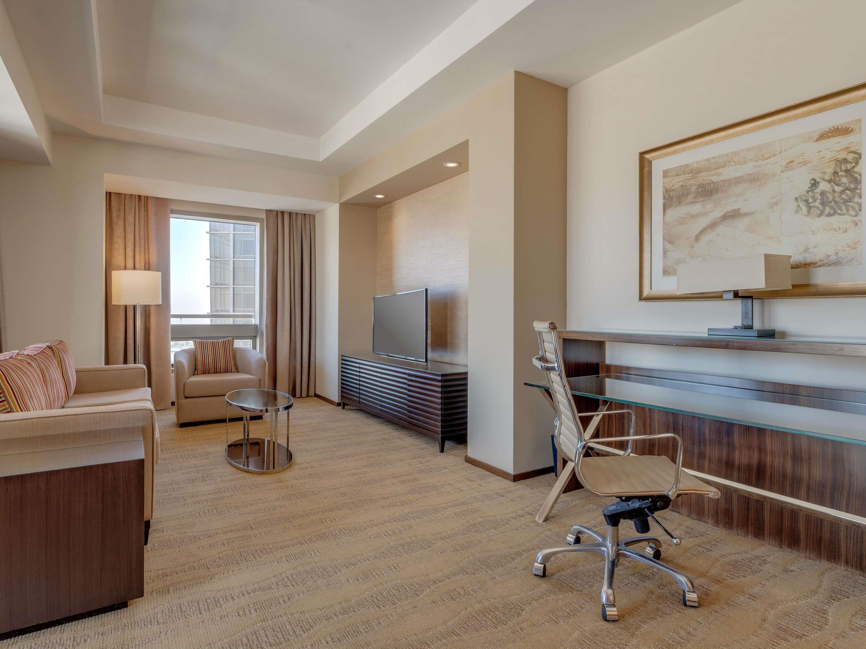 Minibar, in-room safe, desk, laptop workspace
